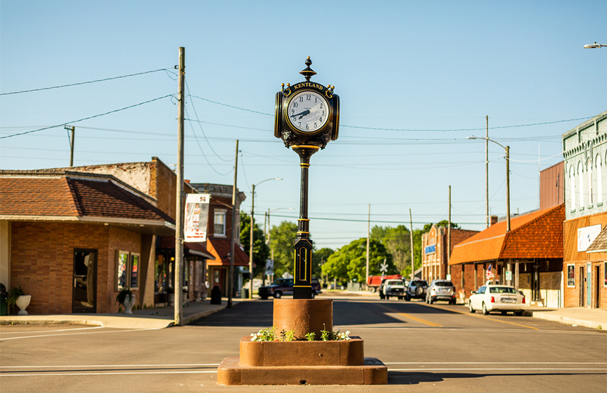 This is Kentland, Downtown courthouse square clock