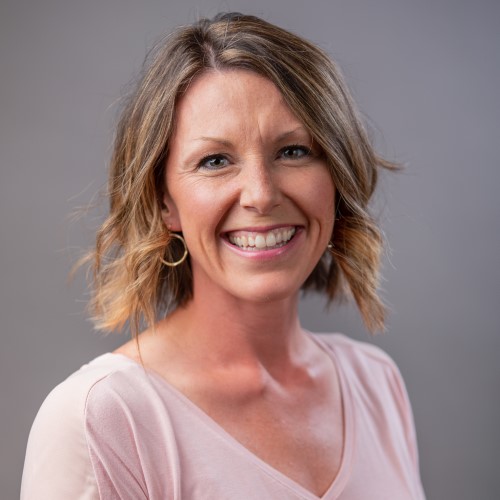 Business Development, Task Force Headshot, Educator Laura Robbins 500x500